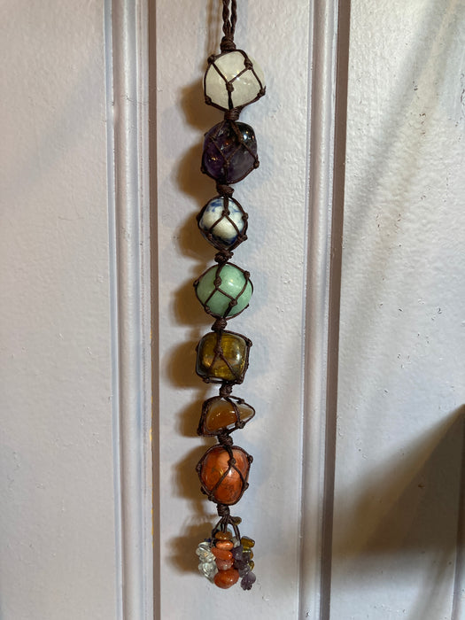 Seinäkoriste kristalleilla n. 30cm