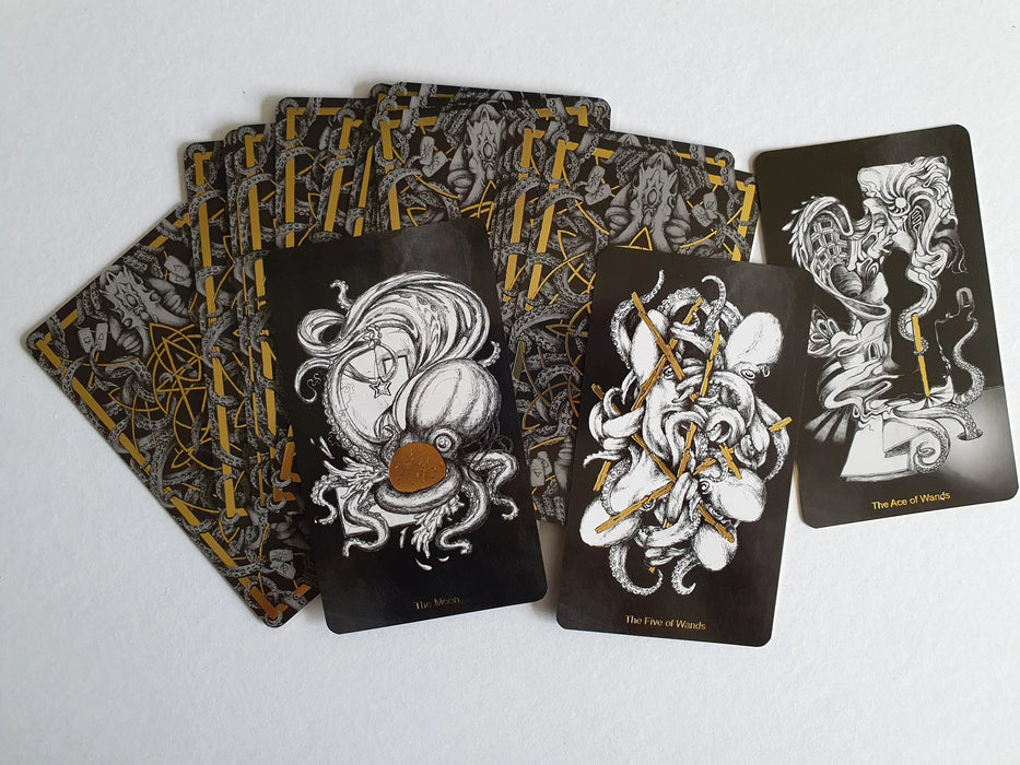 The Octopus Tarot Deck Gold Edition - Luna Charlotte (Kickstarter)