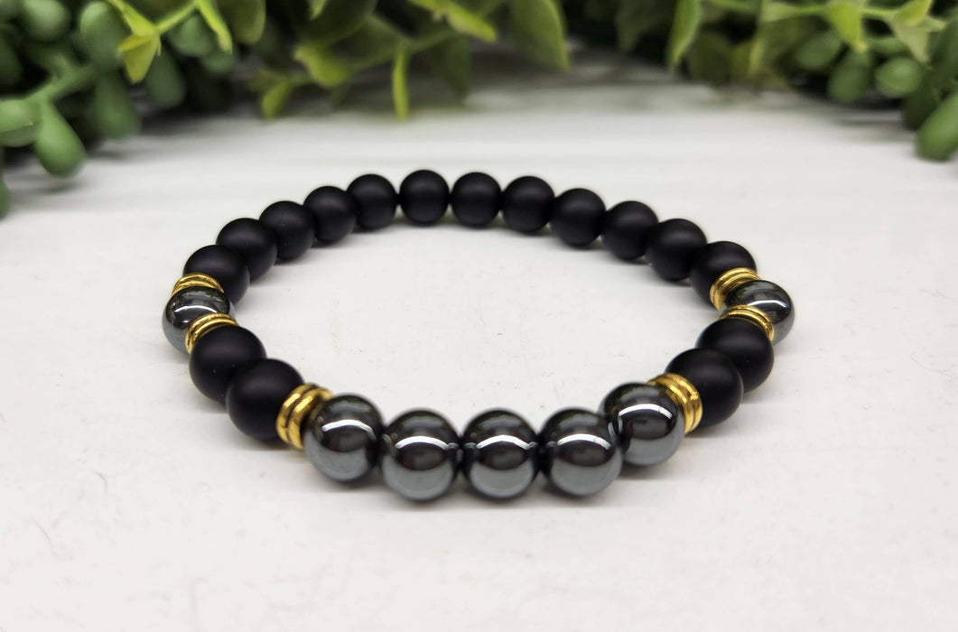 Maadoittava tasapaino: Musta obsidiaani- ja hematiittirannekoru 8 mm
