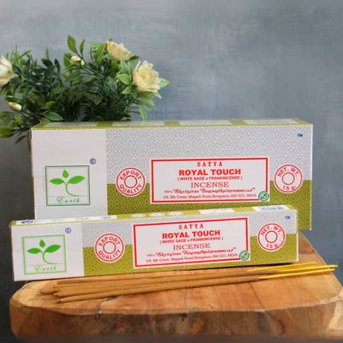 Earth Satya Royal Touch suitsuketikku 15 g – Satya