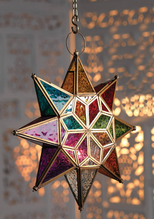 Marokkolaistyylinen suuri tähtilyhty  30 x 30 x 6 cm.