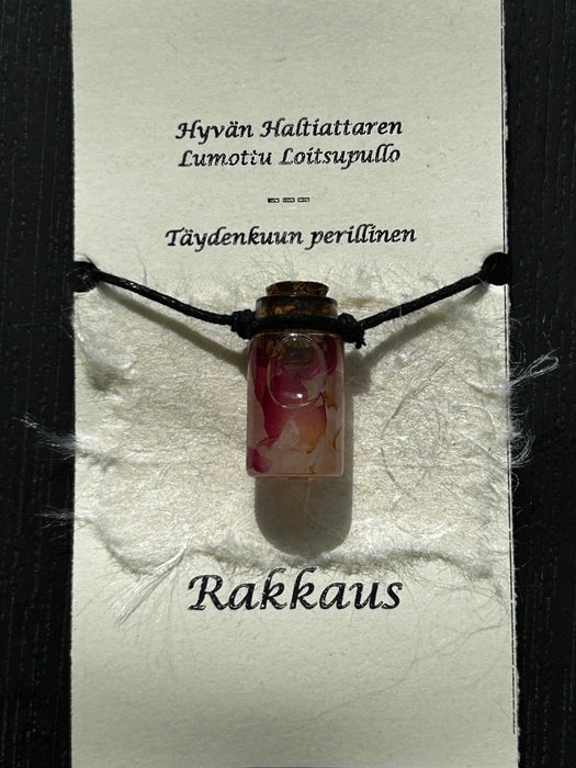 Täydenkuun aikana syntyneet Hyvän Haltiattaren Lumottu Loitsupullo