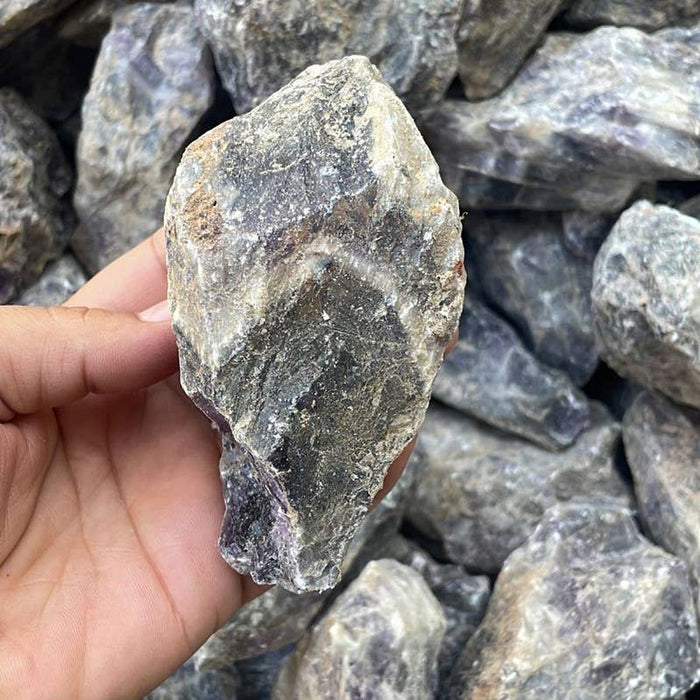 Luonnollinen ametistikärki 190-300g