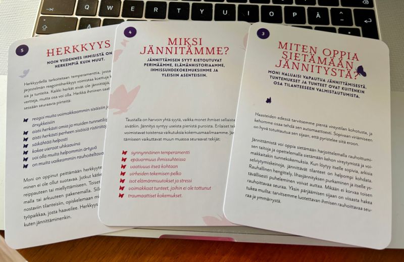 Saa Jännittää, Itsetuntemusta ja Myötätuntoa, 52 korttia - Minna Martin