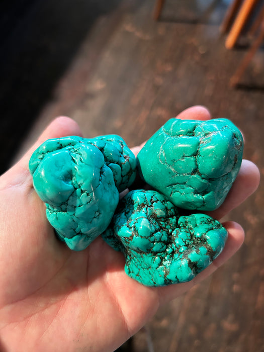 Turquoise chunk 270-1400g