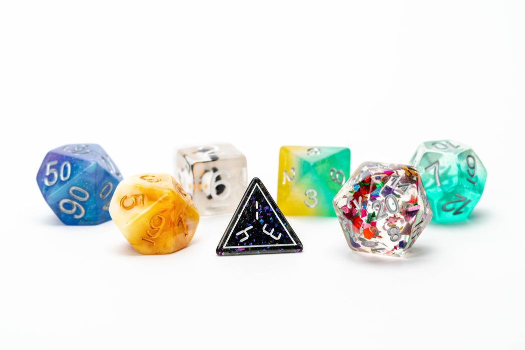 Misfit Resin Set: Adopt A Misfit - Yllätysnoppasetti - Fanroll