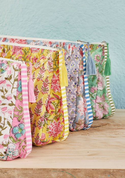 Suuri patchwork-kuvioitu toilettilaukku – puuvillaa