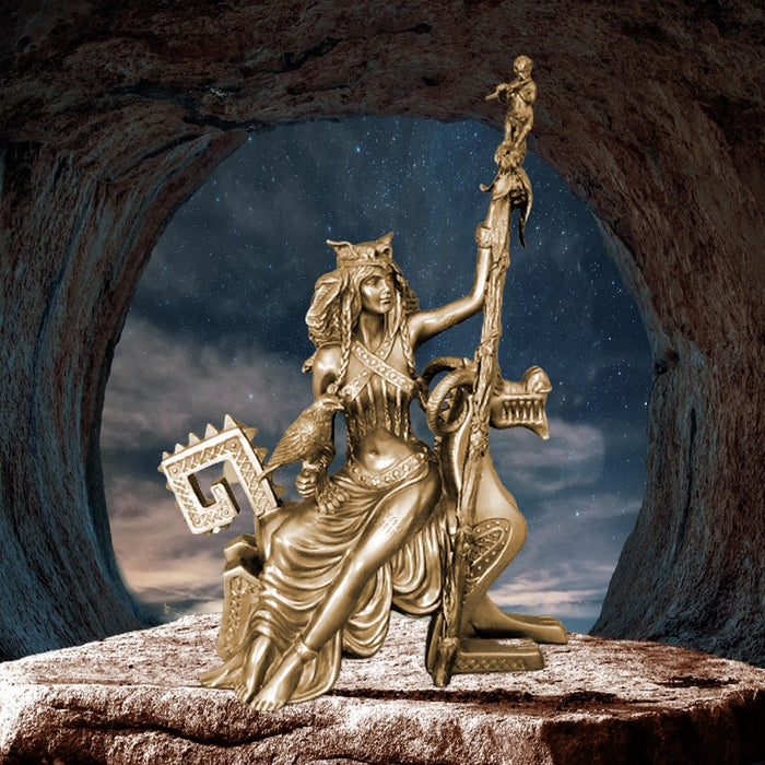 Wonderfully detailed Frigga statue approx. 1.2 kg