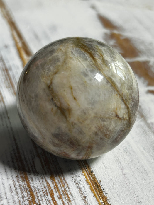 Kuukivi kristallipallo 4-7c