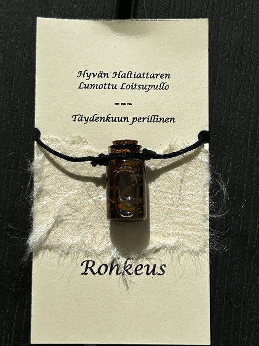 Täydenkuun aikana syntyneet Hyvän Haltiattaren Lumottu Loitsupullo