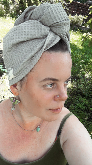 Loviattaren solmu - saunahuivi