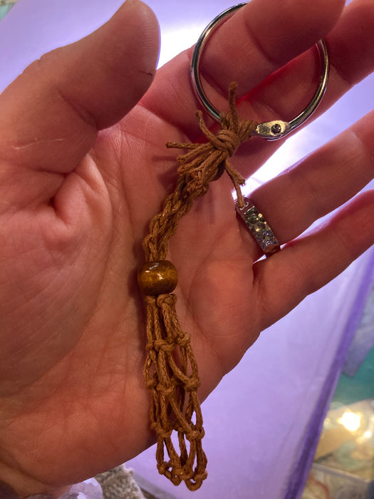 Kristalliverkko avaimenperä, eri värejä