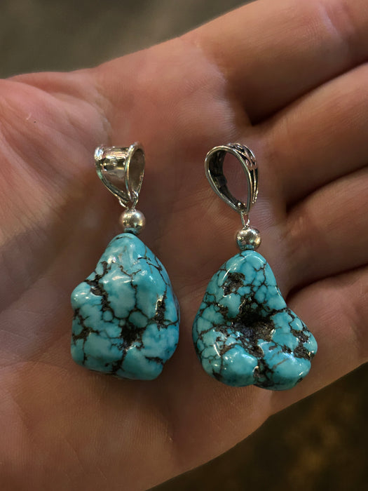 Turquoise pendant nugget