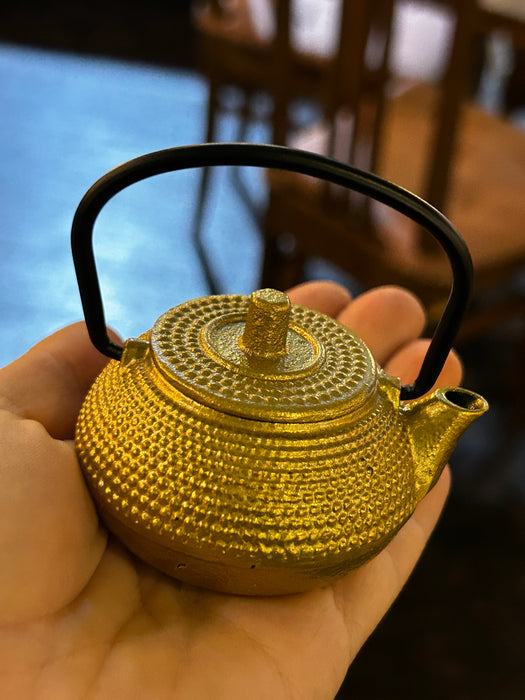 Kullanvärinen valurautainen teekannu, 100 ml - Tea soul