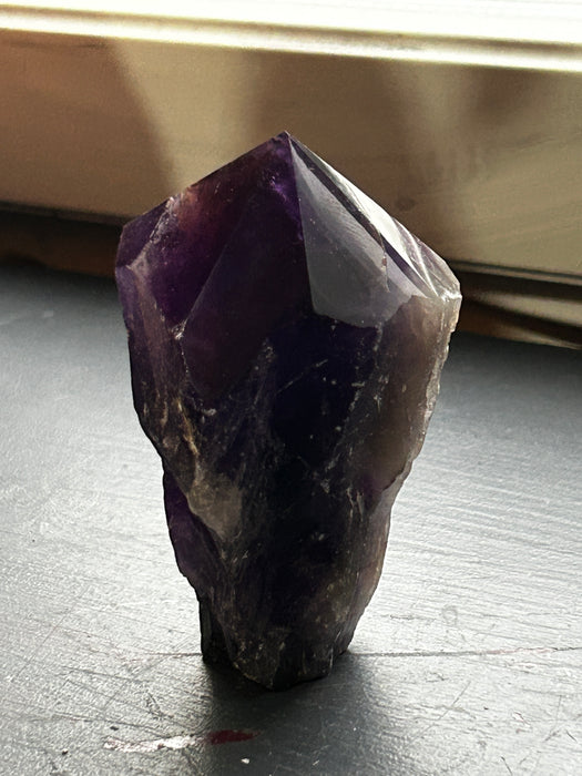 Puolikiillotettu ametistikärki 70-250g