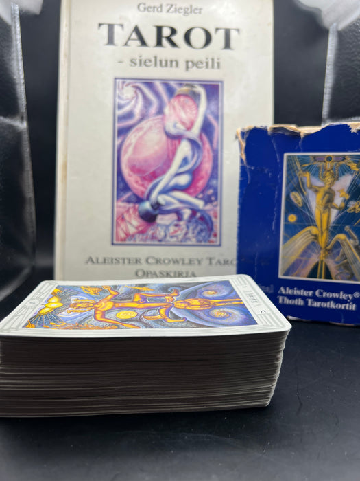 Thoth Tarot 3 Magus - Crowley Aleister  + Tarot sielun peili kirja (Preloved/Käytetty)