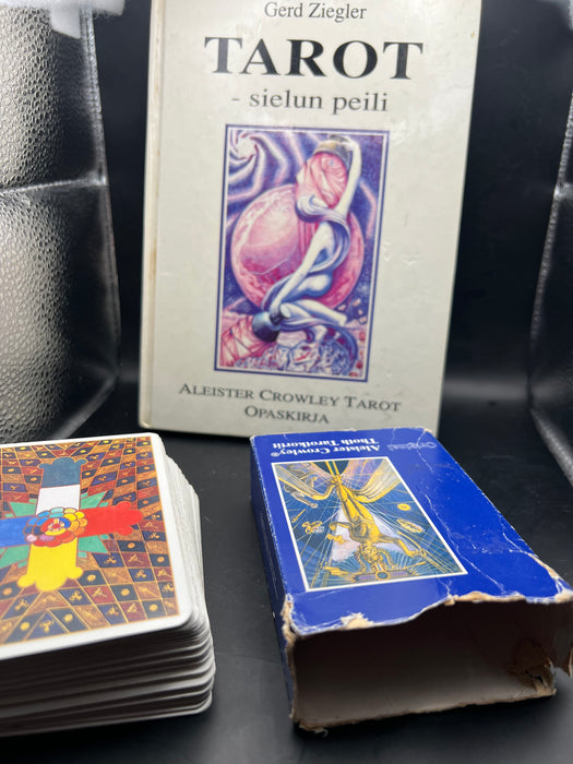 Thoth Tarot 3 Magus - Crowley Aleister  + Tarot sielun peili kirja (Preloved/Käytetty)