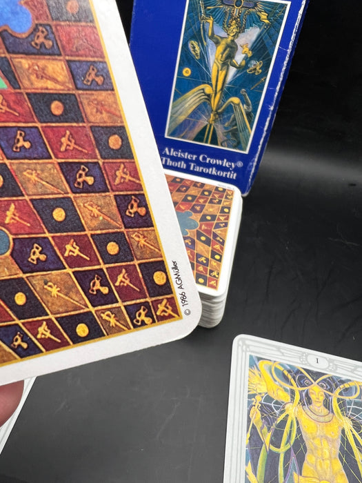Thoth Tarot 3 Magus (suomenkielinen pakka) - Crowley Aleister (Preloved/Käytetty)(VTG90, OOP)