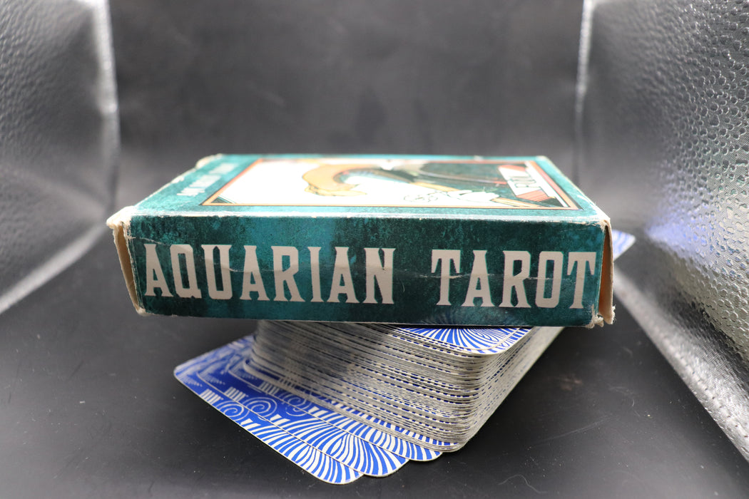 Aquarian Tarot – vintage/preloved