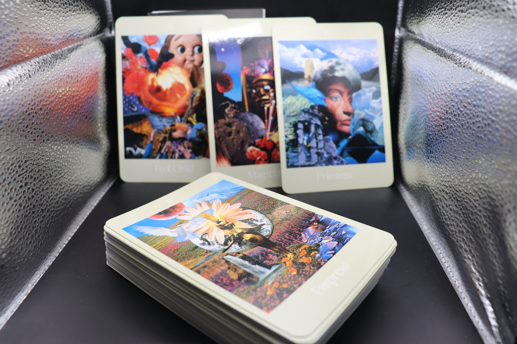 Voyager Tarot / Preloved