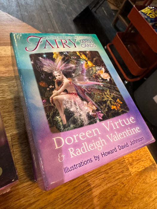 Fairy Tarot Cards - Doreen Virtue & Radleigh Valentine (Preloved käytetty)