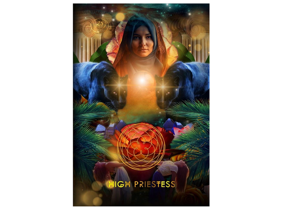 Creatrix Awakened Oracle Deck: Fierce Feminine Frequency Leaders - Shannon Van Den Berg and Stephanie Wicker-Campbell