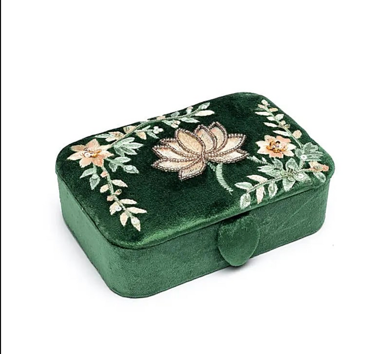 Vihreä samettirasia – Lotus