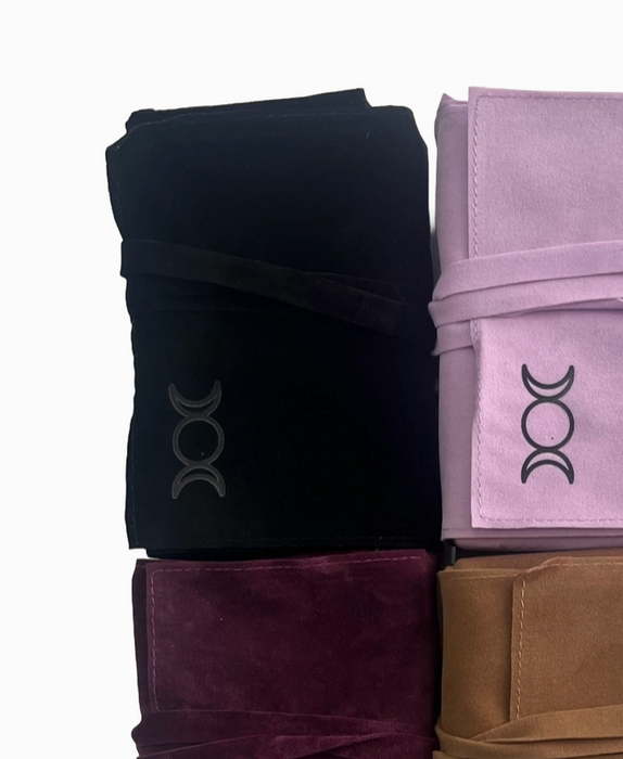 Samettinen tarotkääre – Kolmoiskuun symbolilla