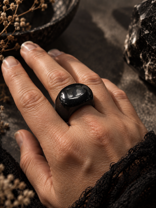 Paksu obsidiaanisormus – Brasilia