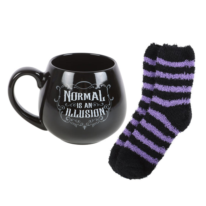 Normal is an illusion - Mug and fluffy socks set