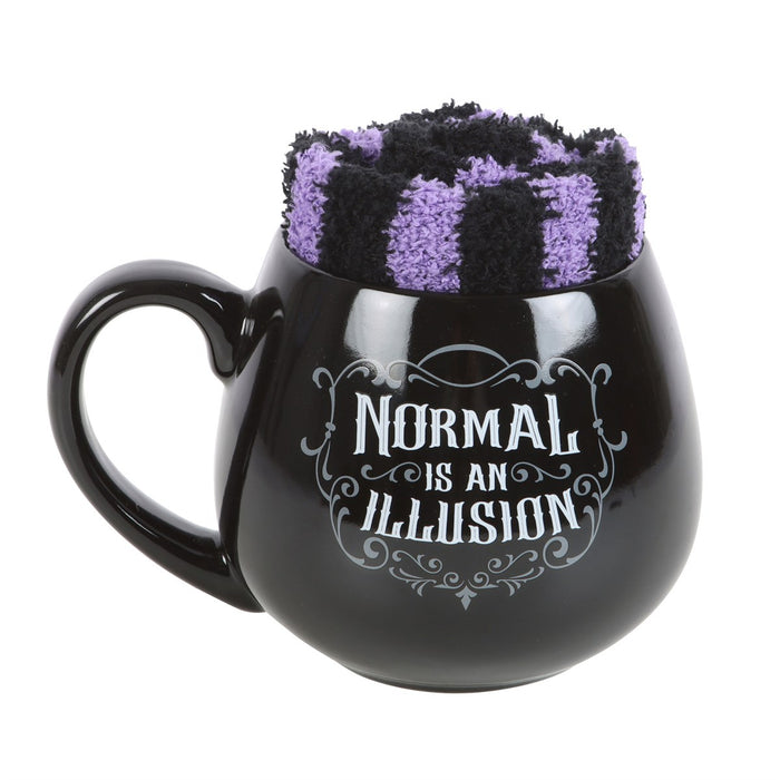 Normal is an illusion - Mug and fluffy socks set