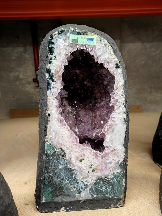 Amethyst geode 11.40kg - Brazil