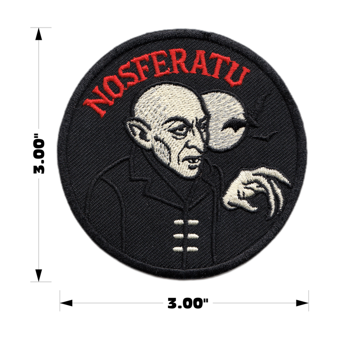 Nosferatu – pimeässä hohtava – kangasmerkki