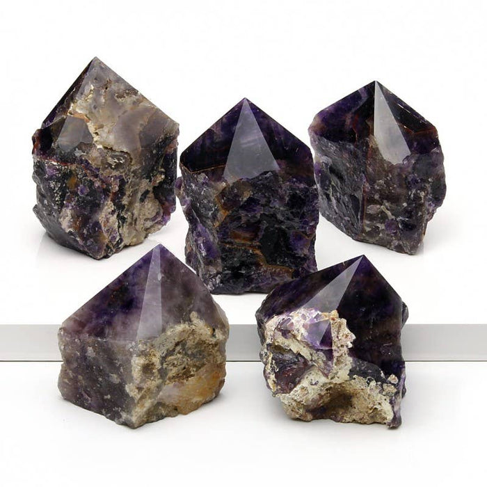 Puolikiillotettu ametistikärki 70-250g