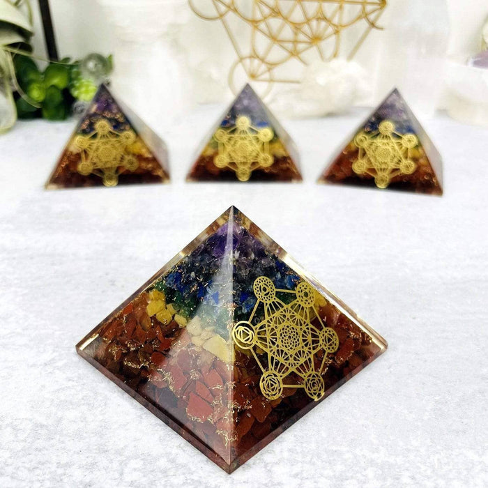 Orgoniitti Chakra -pyramidi Metatron-medaljonki