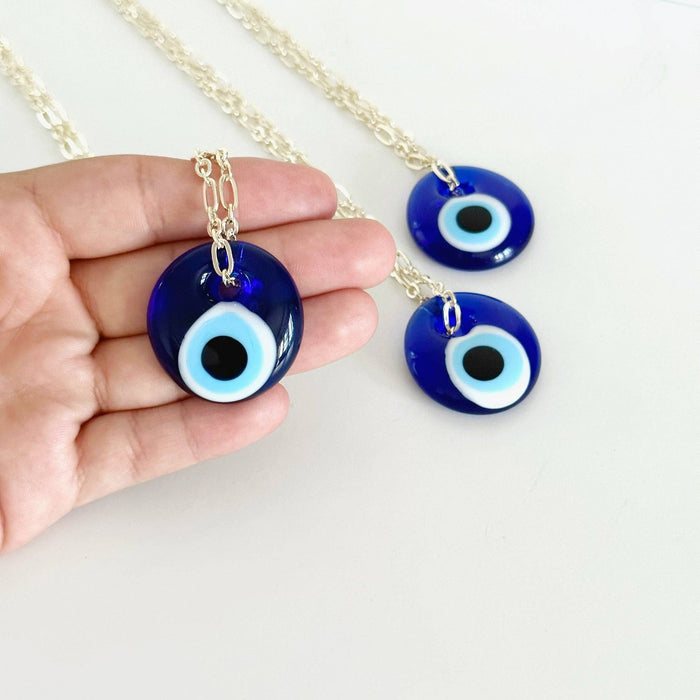 Sininen lasinen Evil Eye -kaulakoru