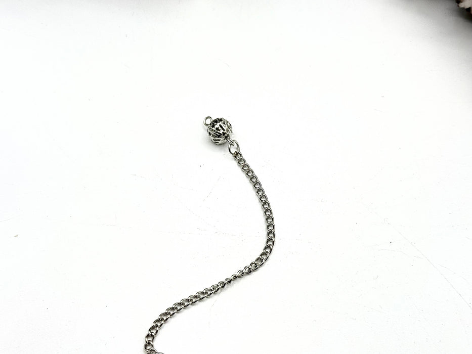 Musta obsidiaani heiluri, kaksipäinen, hopeoidulla ketjulla