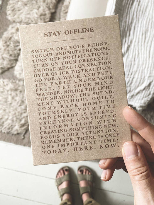 STAY OFFLINE - SWITCH OFF YOUR PHONE... - Postikortti