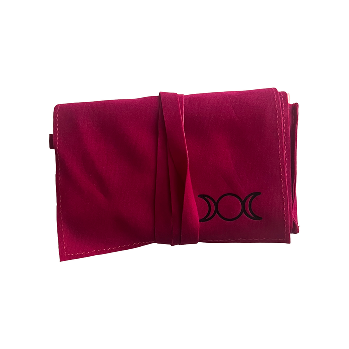 Samettinen tarotkääre – Kolmoiskuun symbolilla