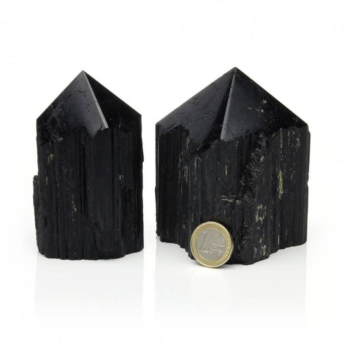 Puolikiillotettu musta turmaliinikärki