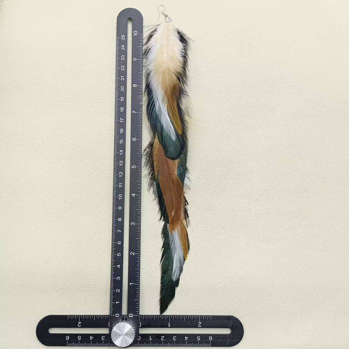 Pitkät sulkakorvakorut