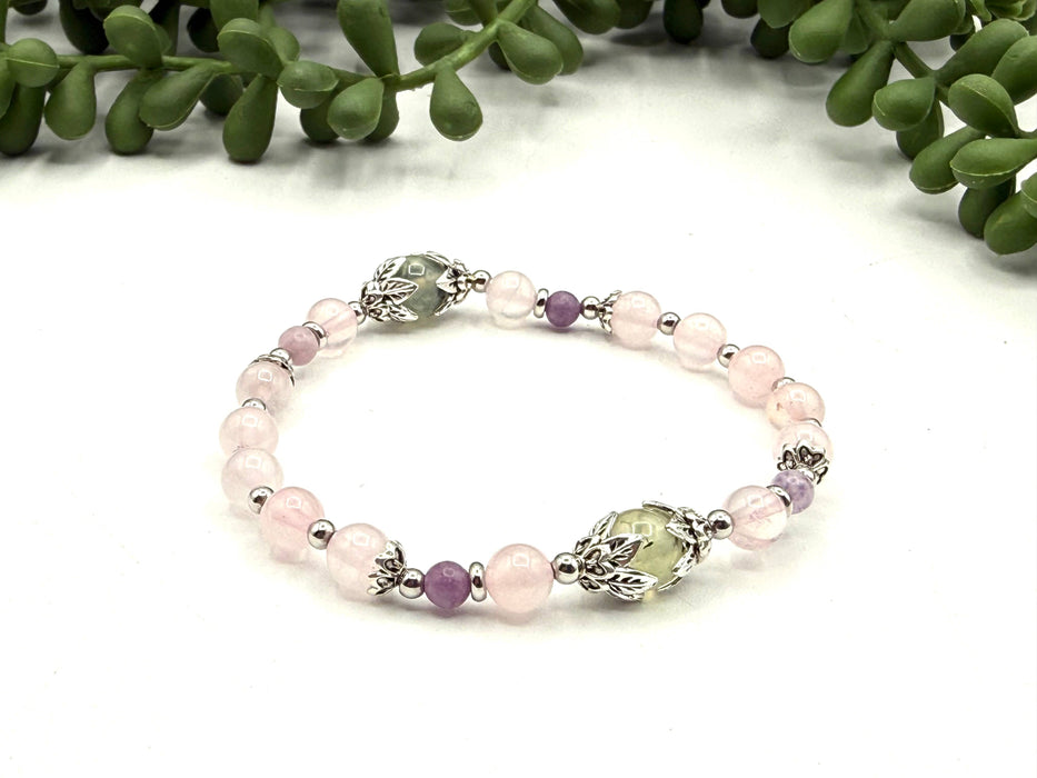 LOVE MYSELF – Prehniitti, ruusukvartsi ja lepidoliittirannekoru