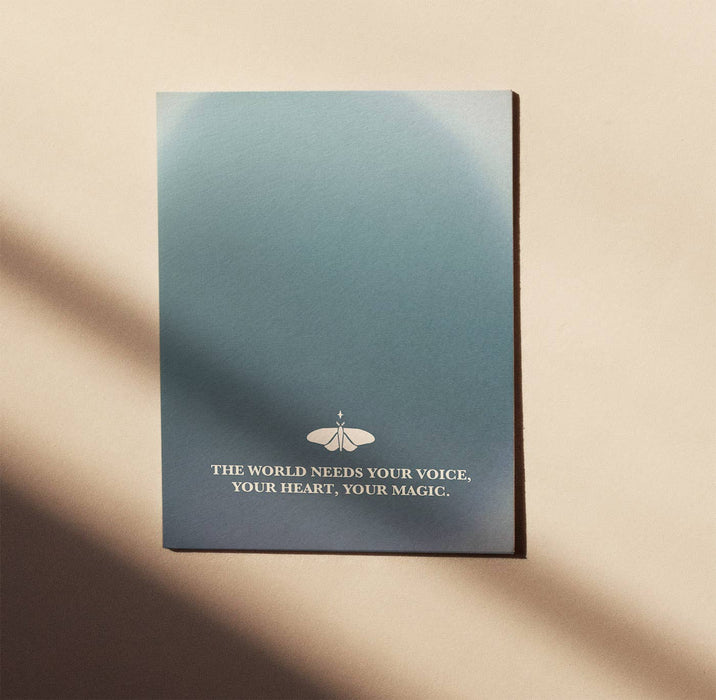 THE WORLD NEEDS YOUR VOICE & MAGIC - CHAKRA kortti - 5. Kurkku