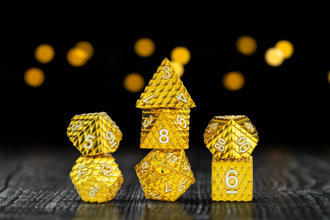 D&D Dragon Scale metallinen noppasetti: Gold - Fanroll