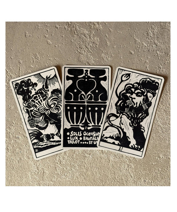 LUX Tarot (ei sisällä kirjaa) 1st Edition