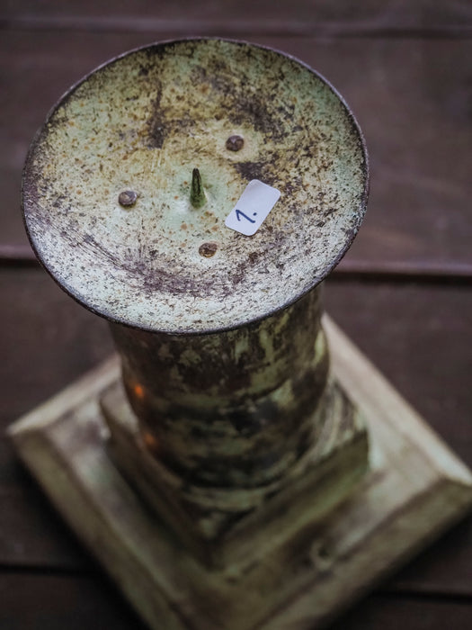 Kynttiläjalka puuta