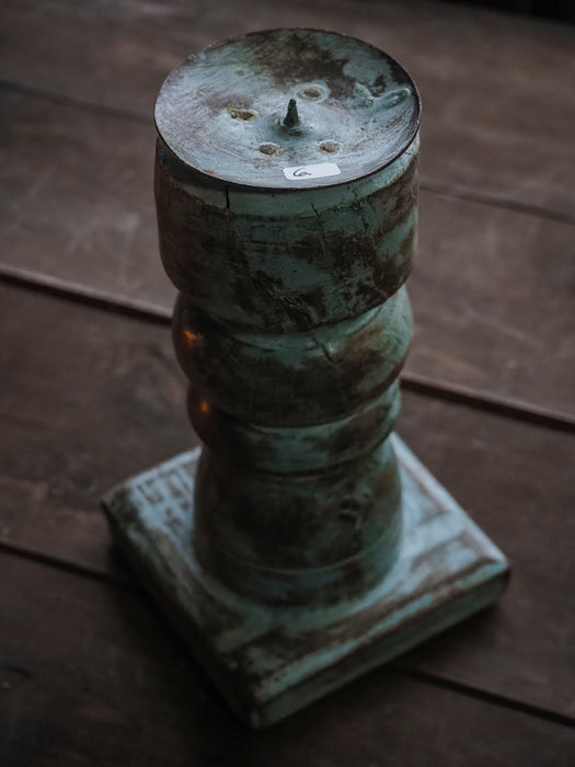 Kynttiläjalka puuta