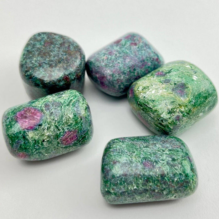 Ruby Fuchsite Kyanite polished 25-40mm India