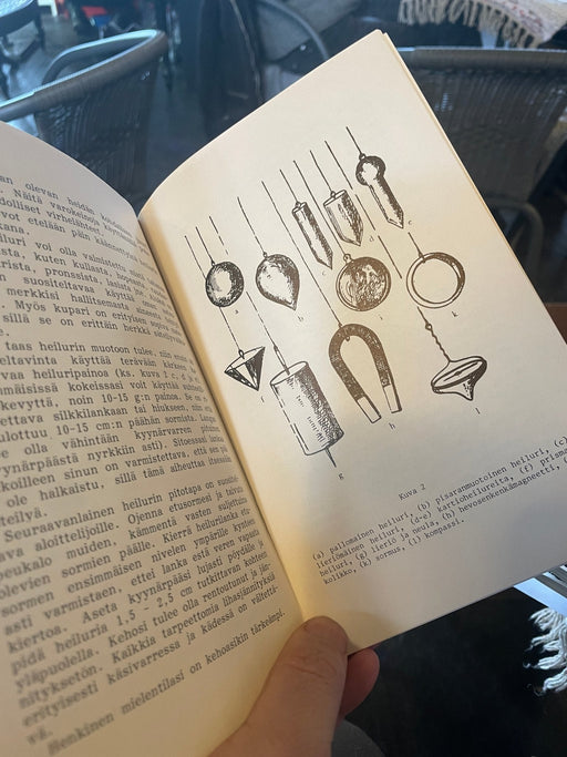 Heiluri, kristallipallo ja taikapeili - Noud van Eerenbeemt - Tarotpuoti