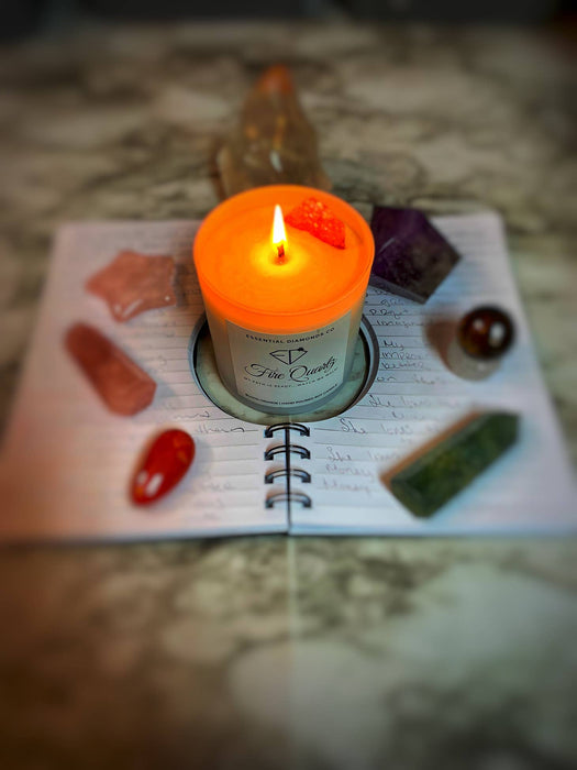 Manifestation Journal - jännä muistikirja jossa reikä - Tarotpuoti